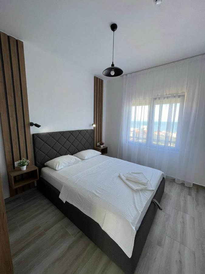 Cold Bay Mansion Apartment *