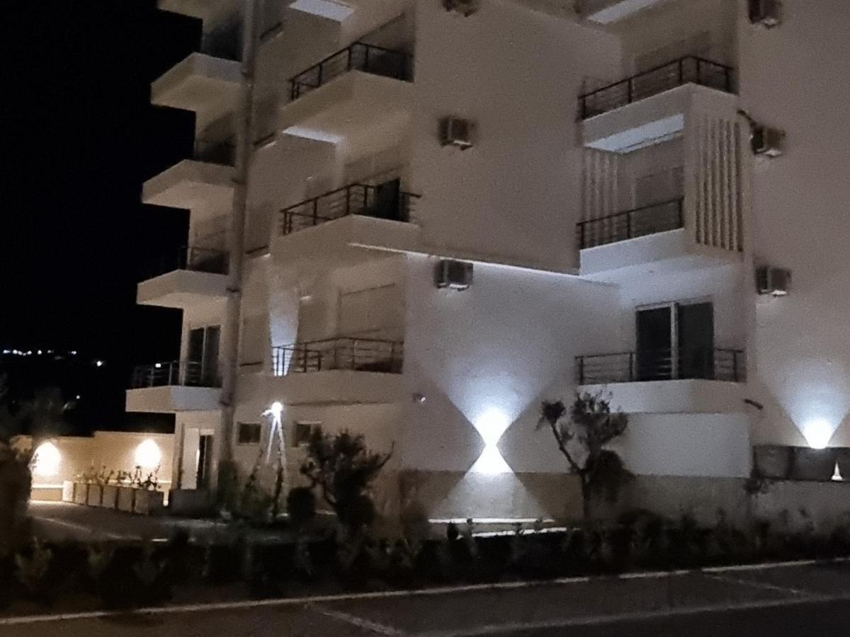 Apartment Cold Bay Mansion